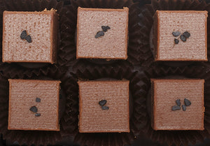 Salted Caramel Milk Chocolate Truffle cocoa powder hearts of 2.4oz 6 pieces per box black Hawaii Sea Salt